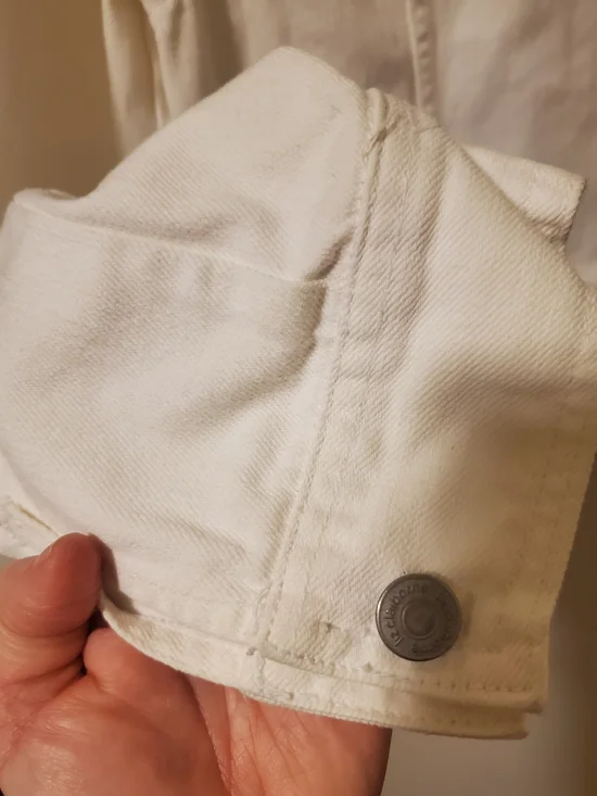 Liz Claiborne White Denim Jacket with Button-Front - Picture 12 of 12